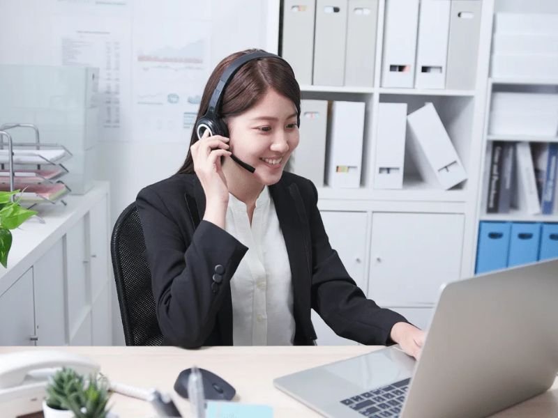 Đội ngũ hỗ trợ Bbet đồng hành cùng người chơi 24/7